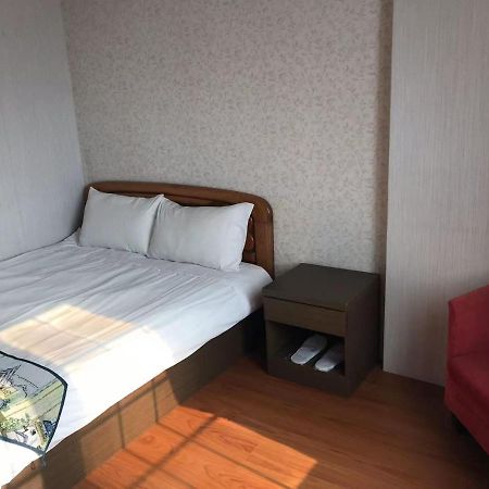 Red Roof B&B Jinhu Exterior photo